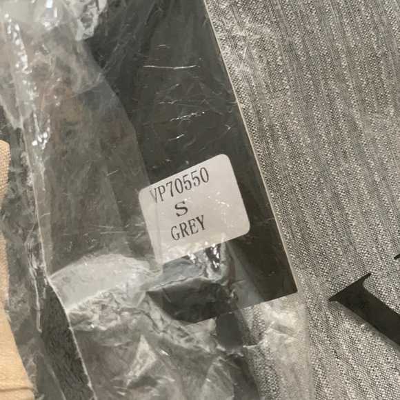 Very J Scalloped Grey Shorts Size Small  BRAND NEW - Picture 5 of 5